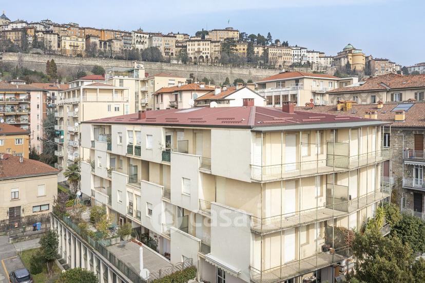 Bilocale in Via Carlo Vigliani 4 — foto 33 di 39