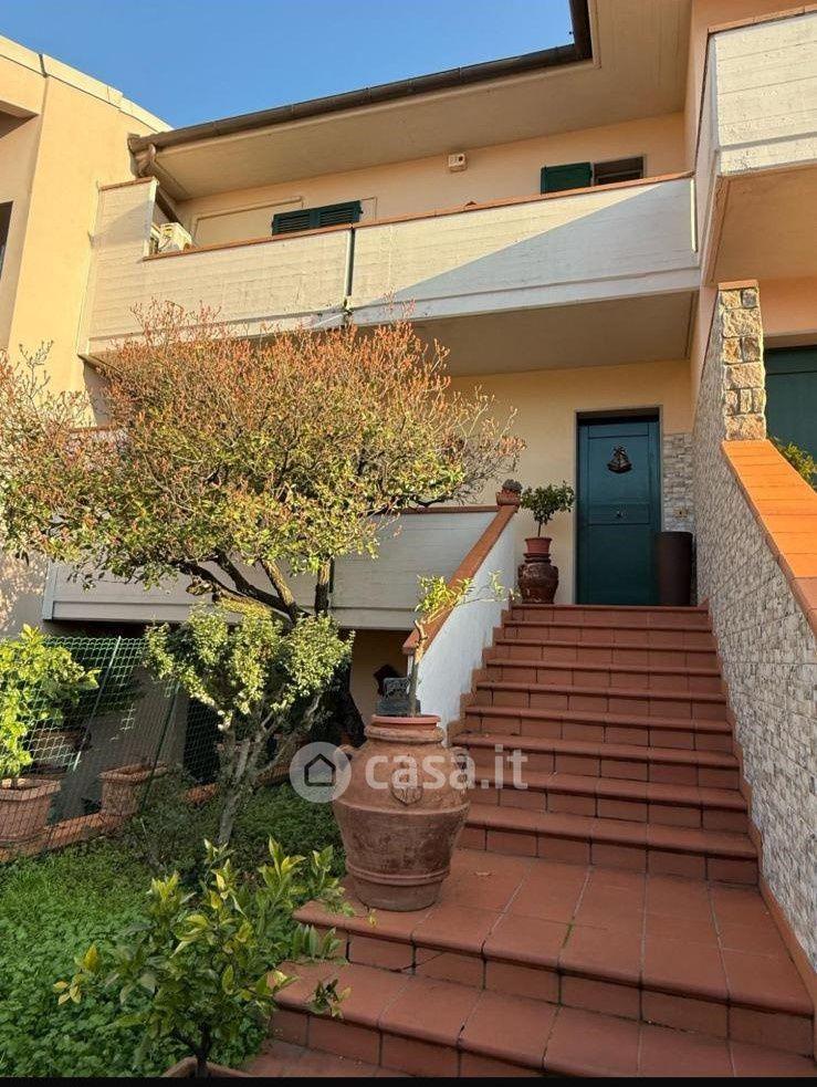 Villa in Via Luigi Becagli — foto 24 di 49