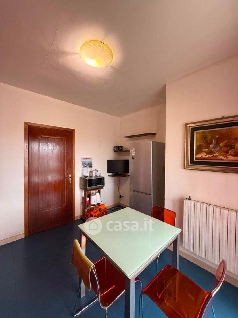 Trilocale in Via Bertole Viale — foto 12 di 22