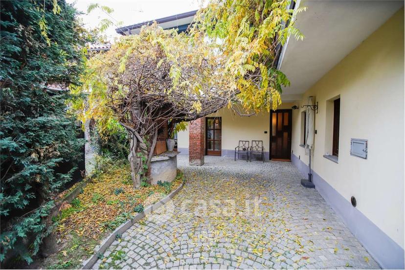 Villa in Via Emanuele Filiberto 14 — foto 9 di 53