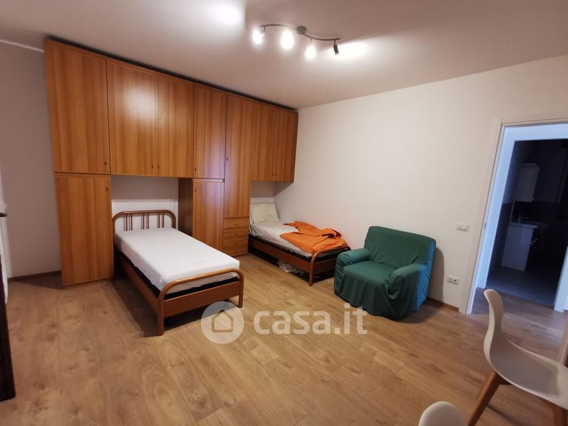 Stanza in Via Gioacchino Rossini 52 — foto 8 di 16