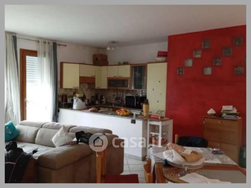 Quadrilocale in Viale del Lavoro — foto 20 di 32