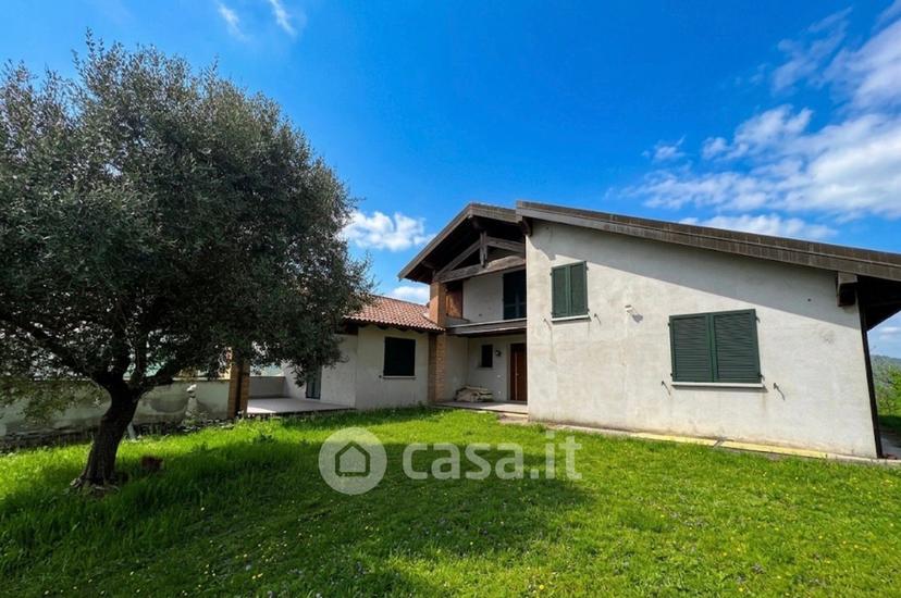 Villa in Via Vermietta 6 — foto 17 di 35