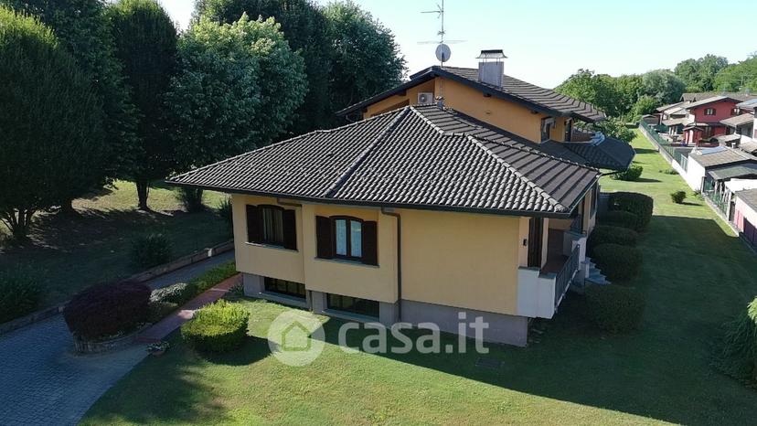 Villa in Via Fratelli Bandiera — foto 52 di 84