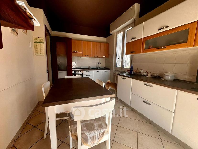 Villa in Via Rini Andrea — foto 8 di 29