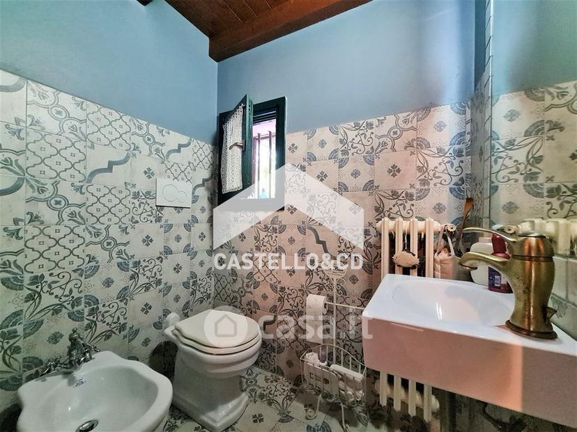 Villa in Via Papa Giovanni XXIII 1 — foto 15 di 36