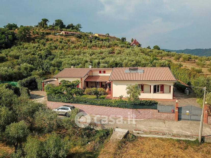 Villa in Via delle Lombardine — foto 9 di 31