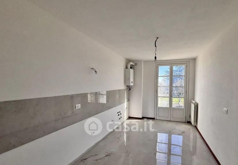 Trilocale in Via Badia 21