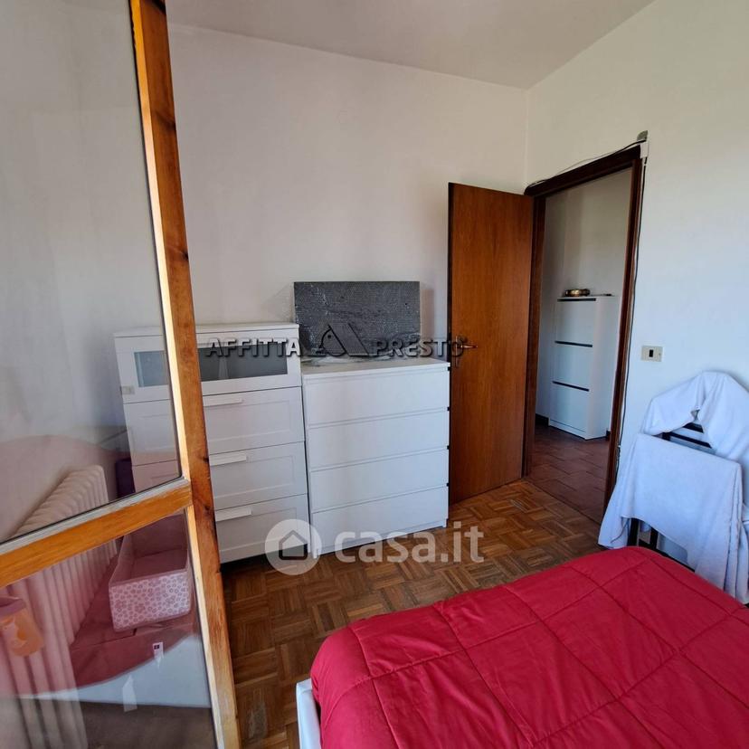 Appartamento in Via Grazia Deledda — foto 19 di 38