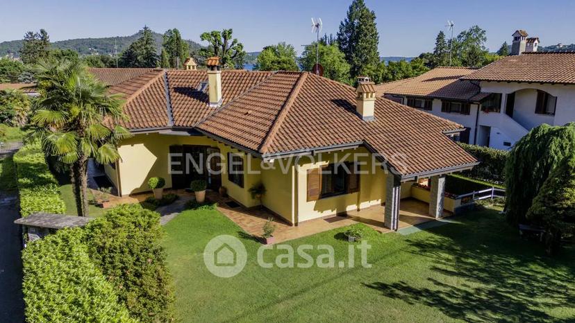 Villa in Via Sempione 177 — foto 17 di 32