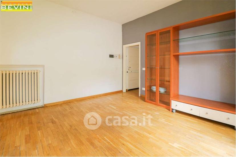 Trilocale in Via Dario Niccodemi 4 — foto 16 di 28