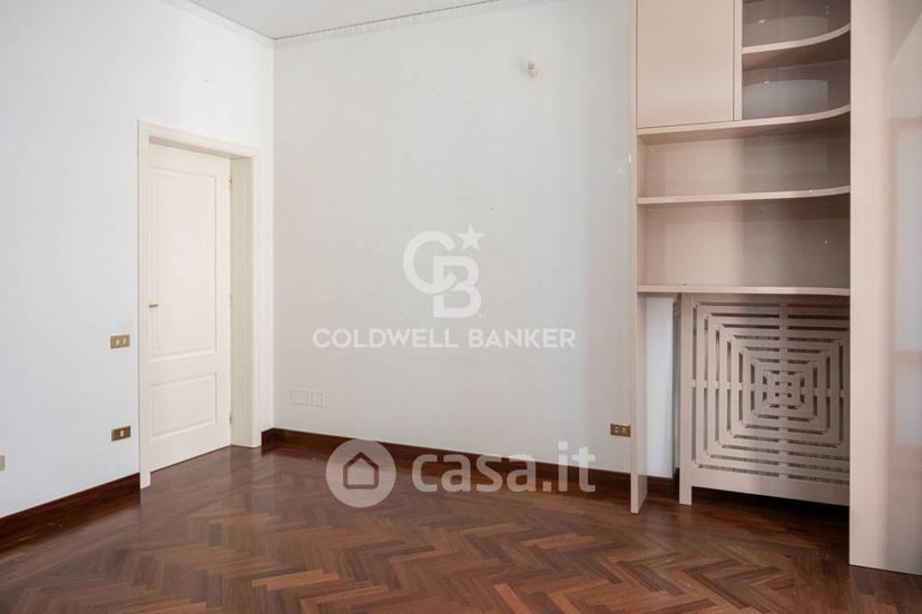 Villa in Via IV Novembre 22 — foto 23 di 81