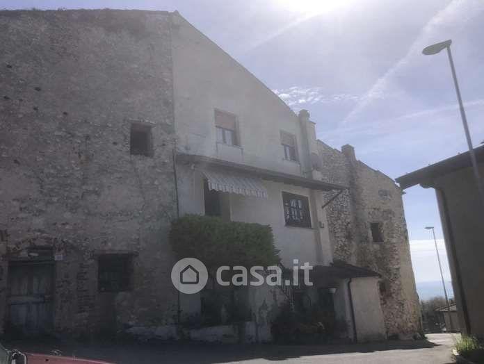 Trilocale in Via Gazzolo 14 — foto 4 di 25