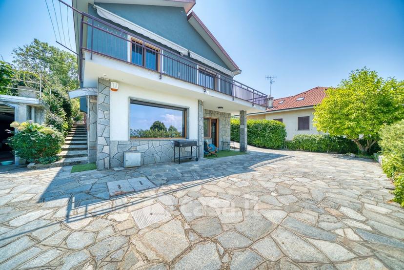 Villa in Via Casale 320 — foto 4 di 51