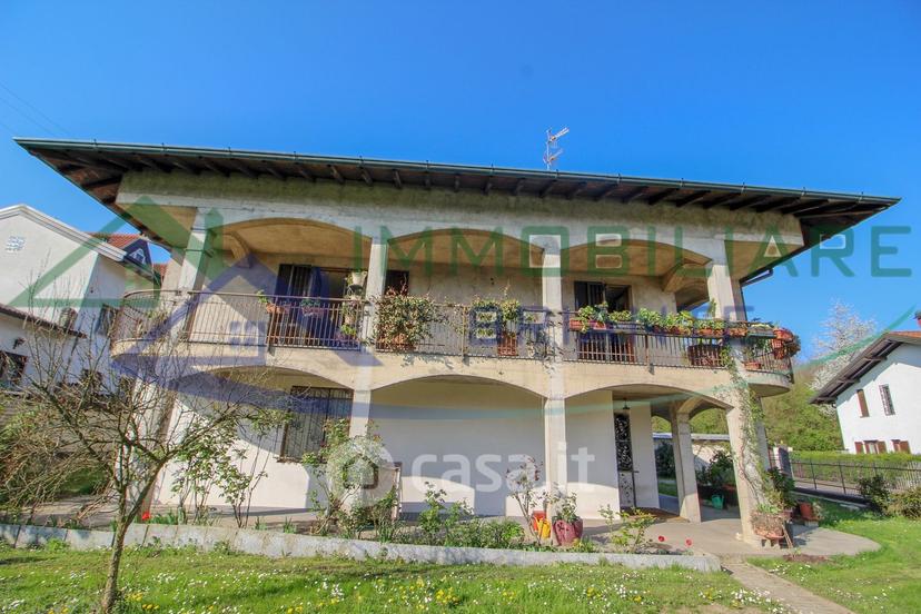 Villa in Via A. Macchi 35 — foto 23 di 28