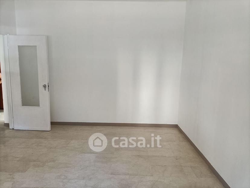 Trilocale in Via Fratelli Rosselli — foto 2 di 9