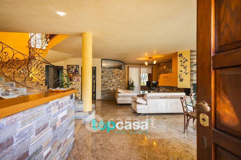 Villa in Via Eugenio Villoresi 62 — foto 12 di 40