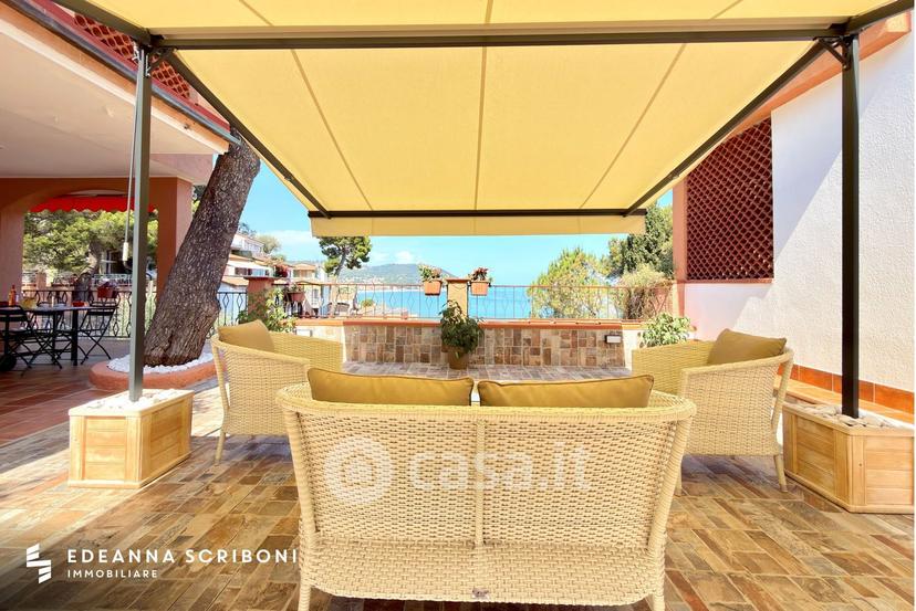 Trilocale in Via Aurelia 111 — foto 12 di 38