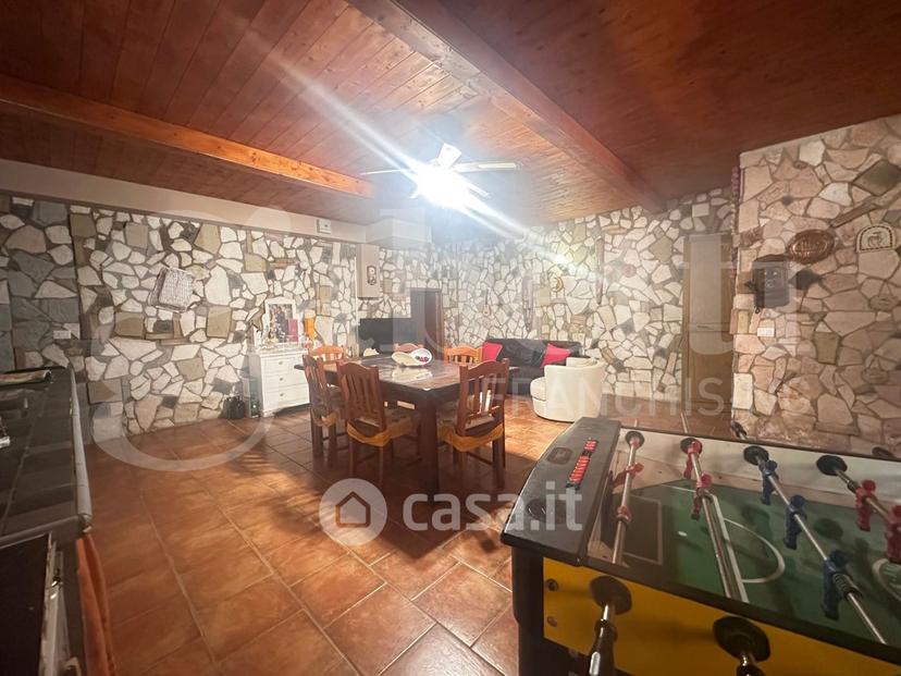 Villa in Via Benvenuto Cellini 9 — foto 25 di 30
