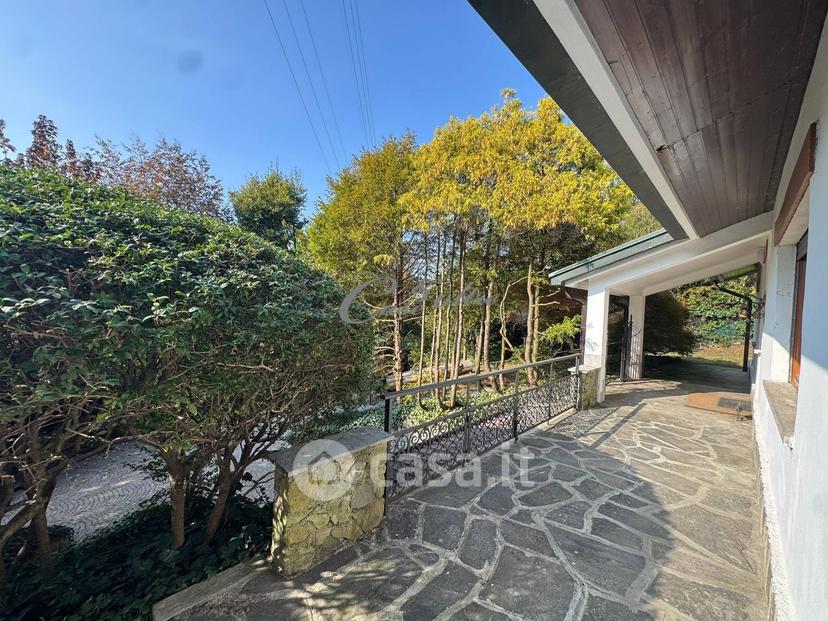 Villa in Via del Ronco 50 — foto 2 di 29