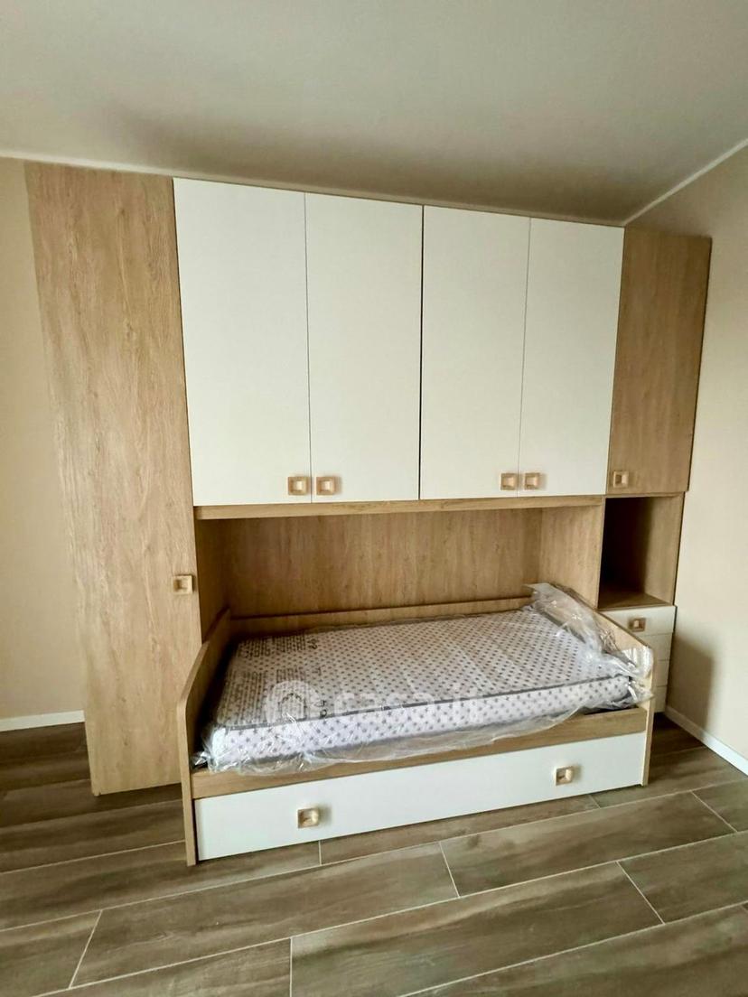 Trilocale in Via Alessandro Manzoni 18 — foto 12 di 13