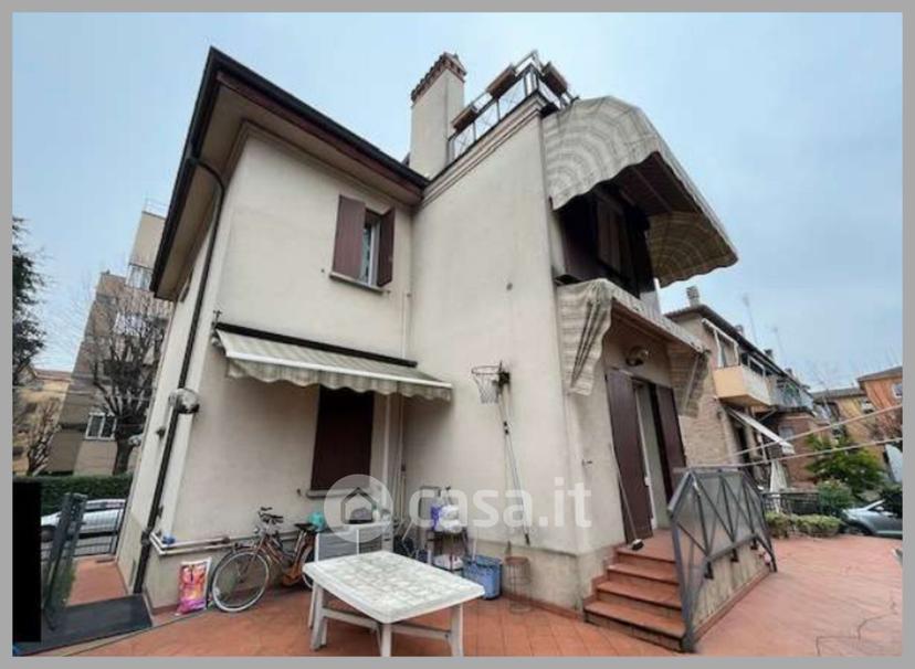 Appartamento in Via Andrea da Faenza — foto 16 di 34