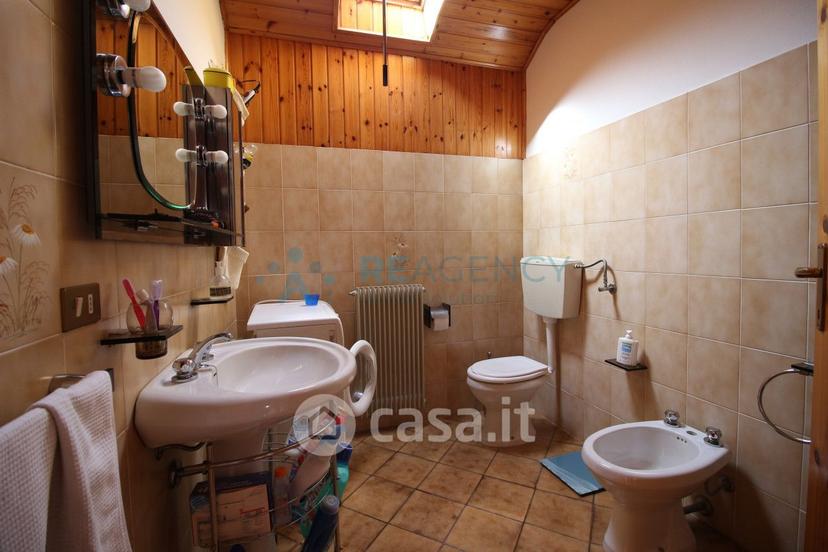Quadrilocale in Viale dei Finanzieri 16 — foto 24 di 28