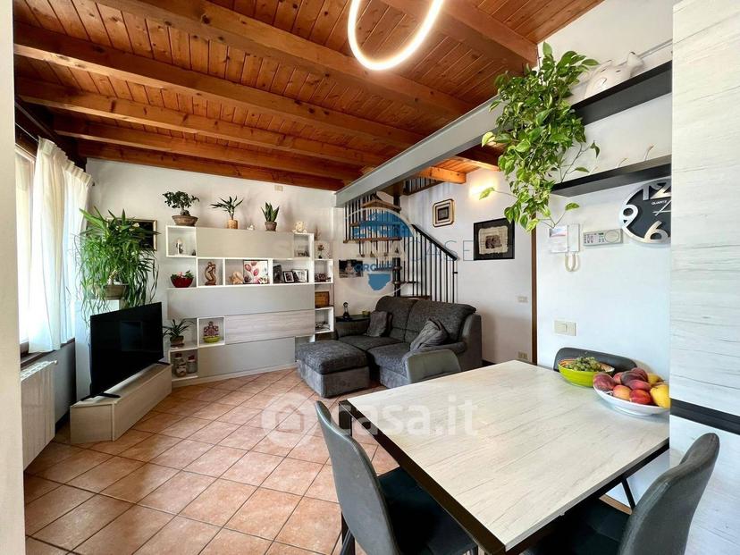 Trilocale in Via Duca d'Aosta — foto 20 di 29