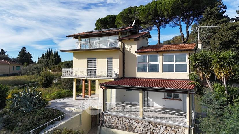 Villa in Via dello Zilloro — foto 22 di 24