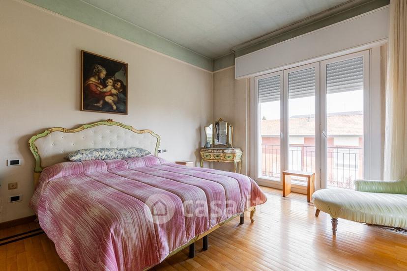 Villa in Via Circondario Sud 10 — foto 4 di 22