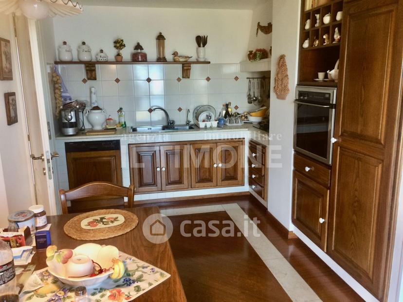 Trilocale in Via Cornice di Sant'Ambrogio — foto 29 di 31