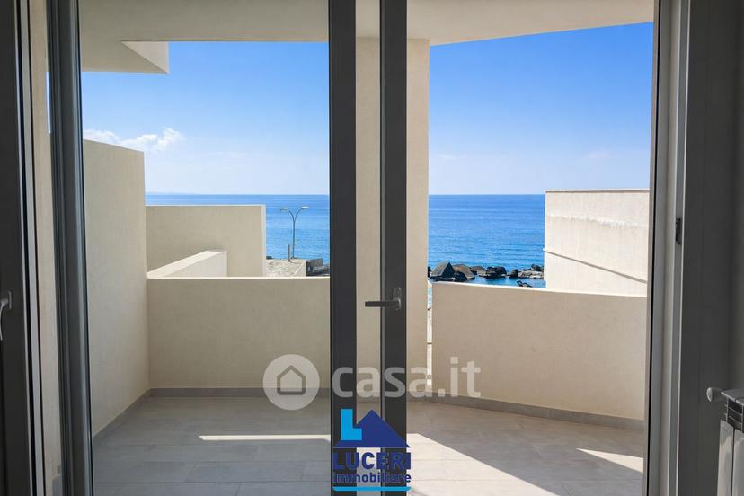 Trilocale in Lungomare Galileo Galilei — foto 8 di 26