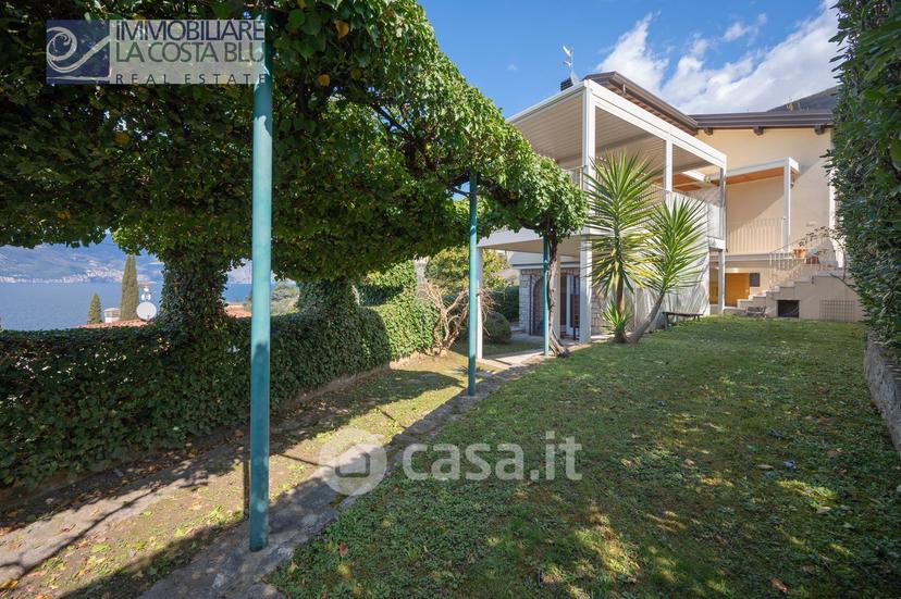 Villa in Via Alessandro Manzoni — foto 36 di 53