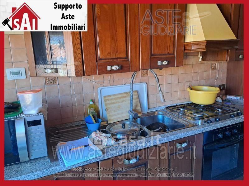 Appartamento in Via Mezzoiuso 38
