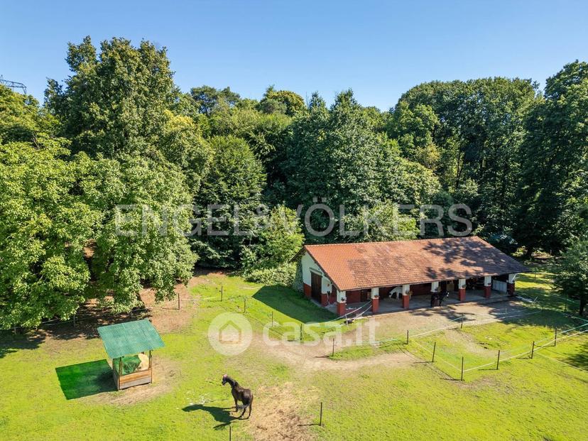 Villa in Viale Europa 16 — foto 5 di 16