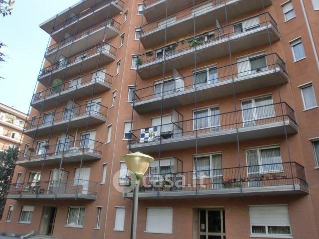 Stanza in Via Isernia — foto 2 di 19