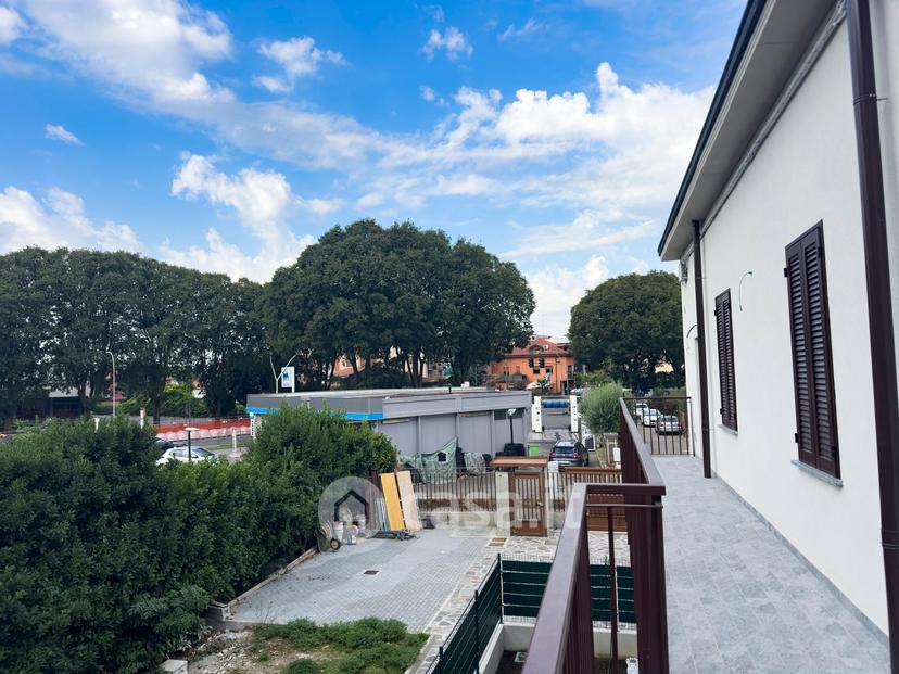 Trilocale in Via Verbano 13 — foto 9 di 14