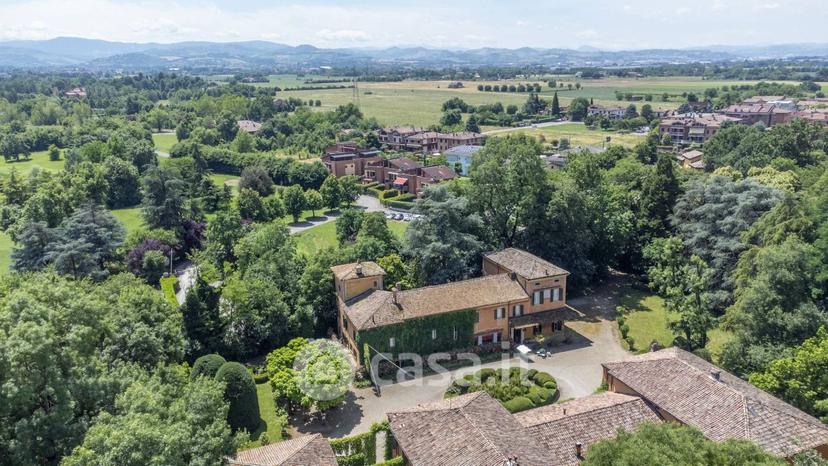Villa in Via Castelnuovo Rangone — foto 100 di 101