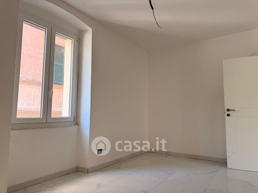 Quadrilocale in Via Maria Santissima Ausiliatrice 5 — foto 15 di 37