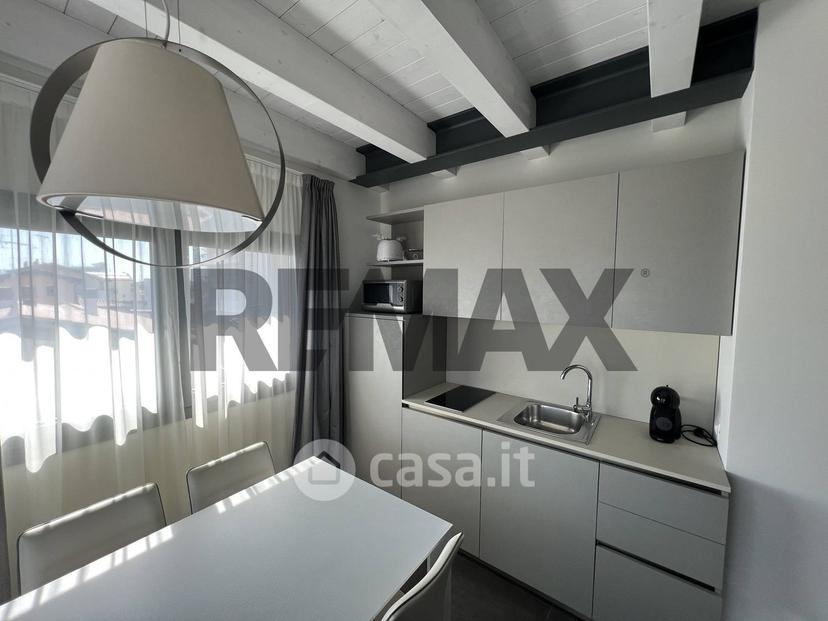 Trilocale in Via Canova — foto 3 di 39