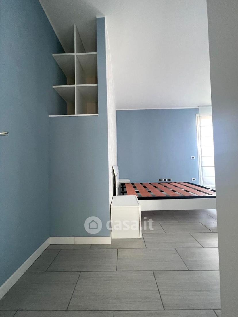 Trilocale in Via Carlo Cattaneo — foto 20 di 26