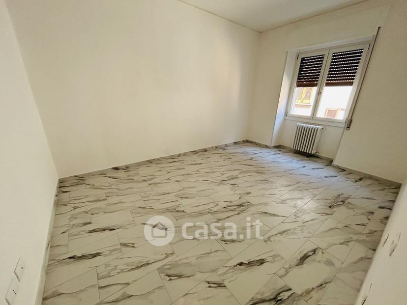 Trilocale in Via Confalonieri — foto 11 di 24