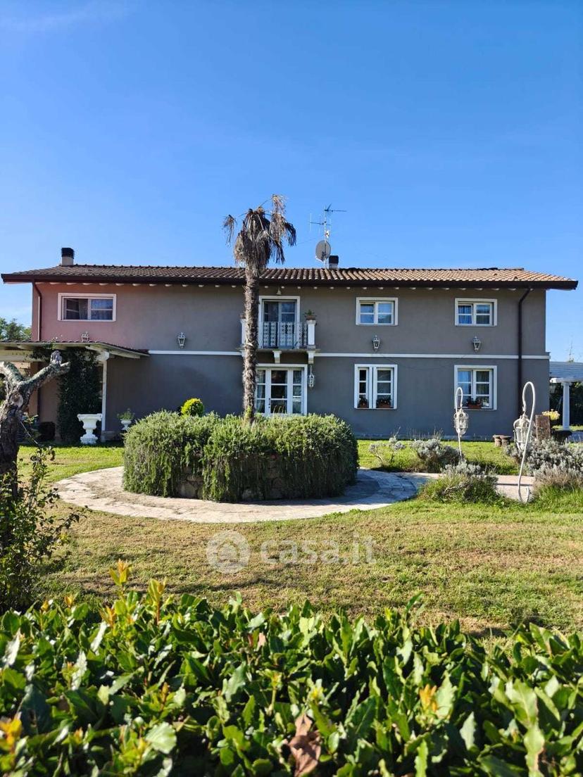 Villa in Via del Canaletto — foto 4 di 57