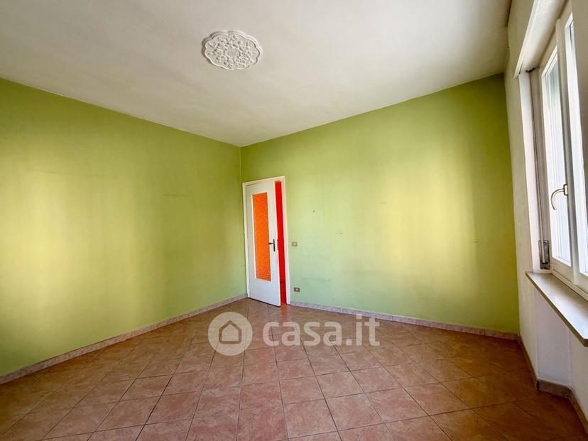 Trilocale in Via Giovan Battista Traverso 1 — foto 3 di 17