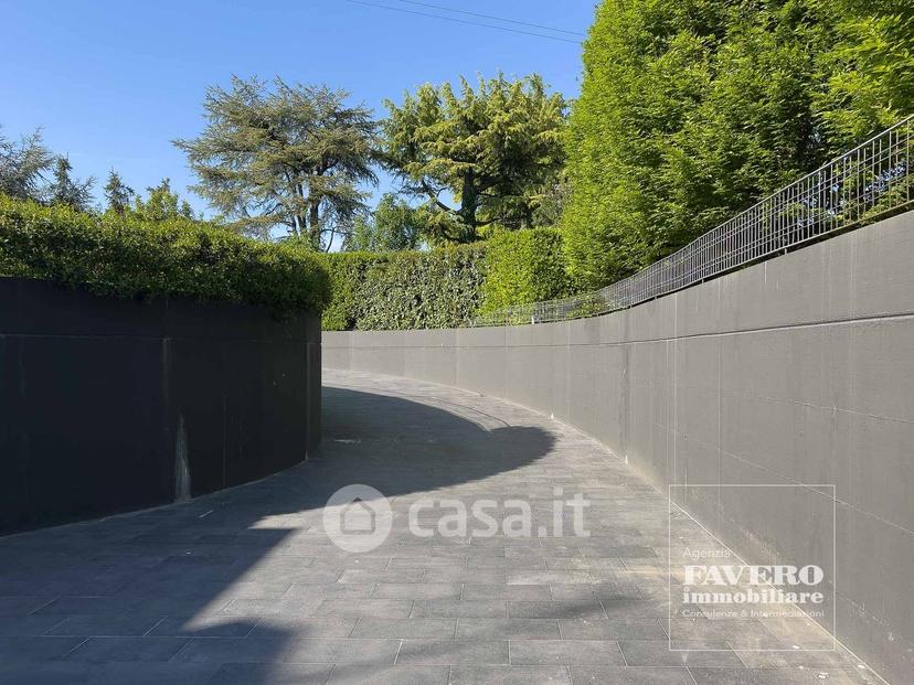 Villa in Piazza G. Marconi 28 — foto 47 di 54