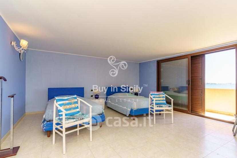 Villa in Via Lido Sacramento — foto 27 di 47