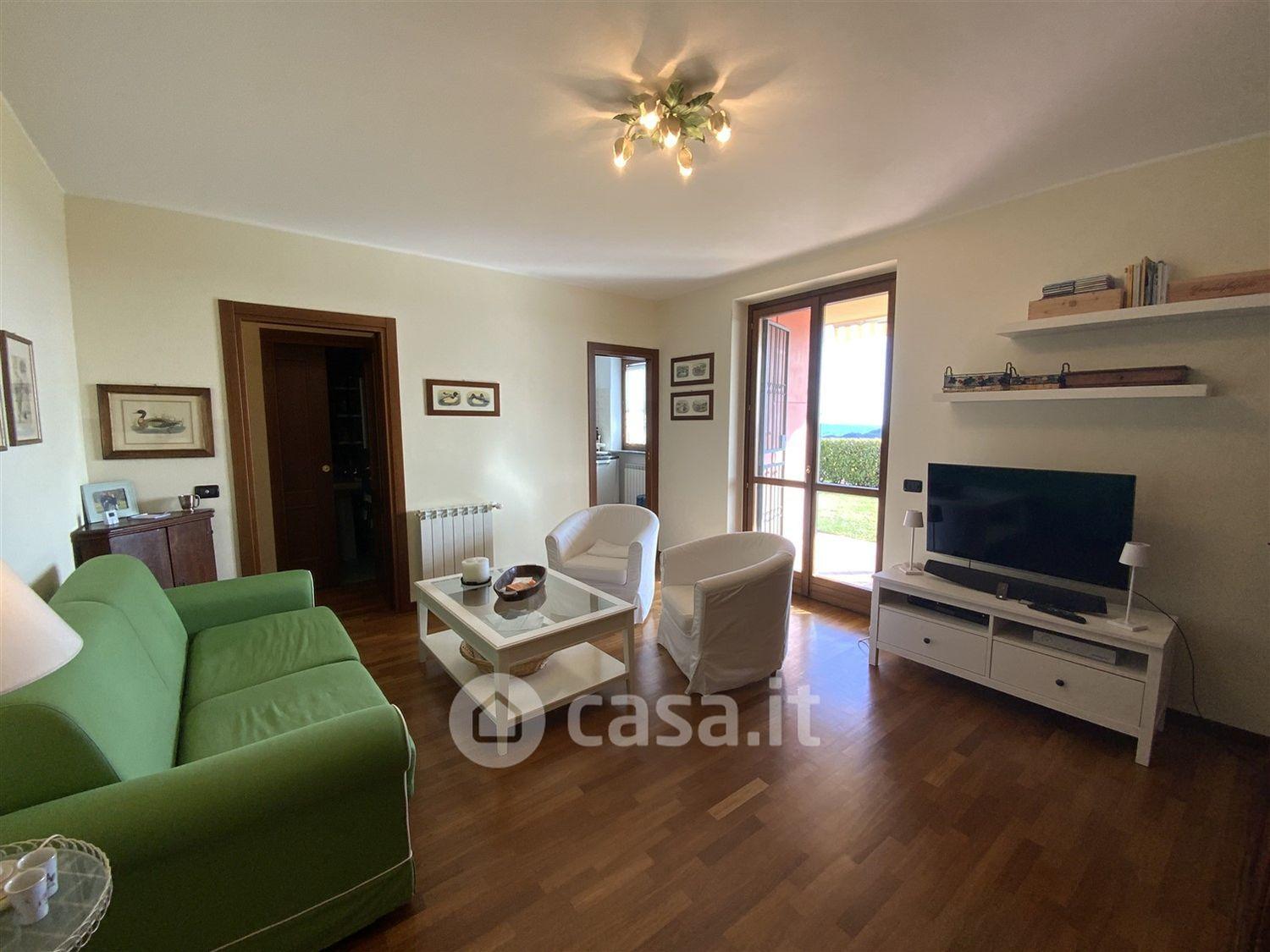 Trilocale in Via Per Invorio 2