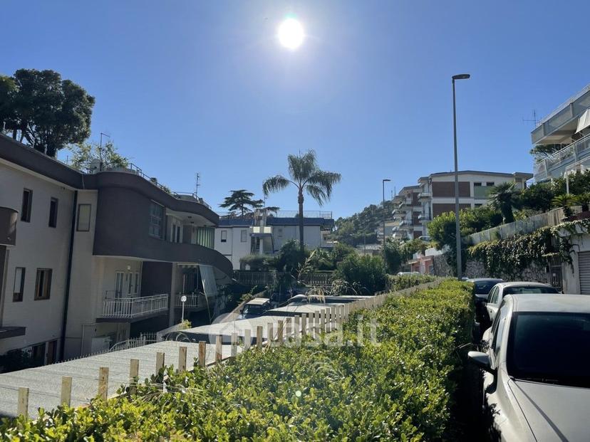 Appartamento in Viale degli Aranci 22 — foto 33 di 52