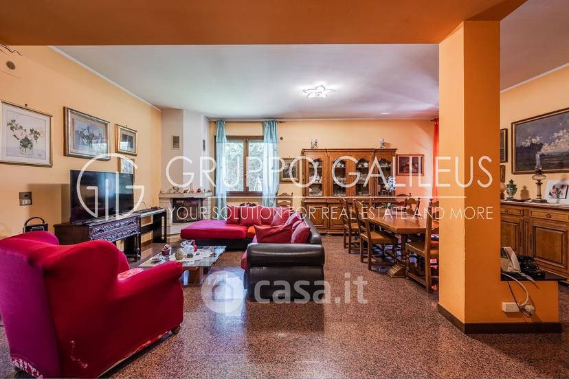 Villa in Via Giuseppe Bronzini 20 — foto 16 di 48