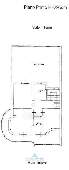 Villa in Via Domiziana — foto 16 di 27